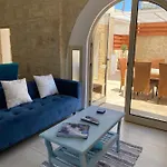 Villa Caerus *