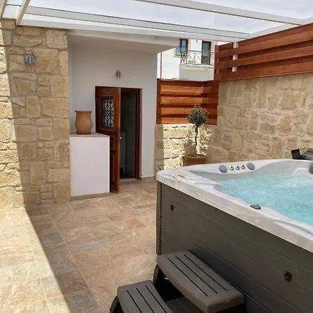 Caerus Villa *