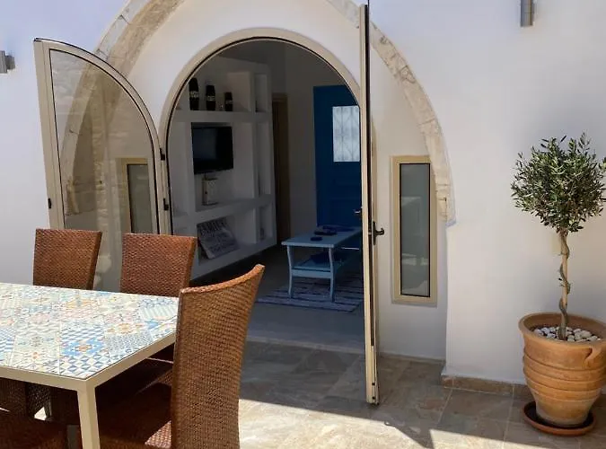 Caerus Villa *